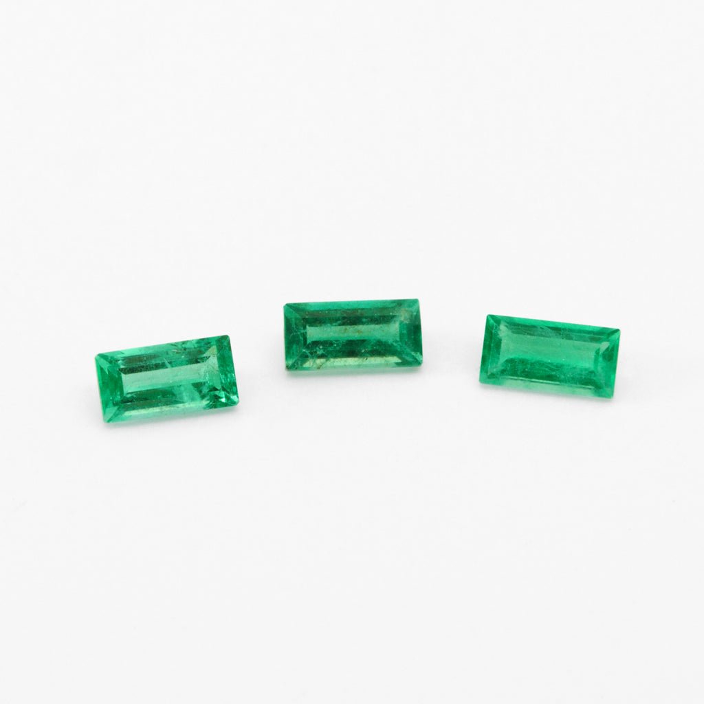 4x2 to 5x2.5mm AAA Dark Brazilian Emerald Baguettes