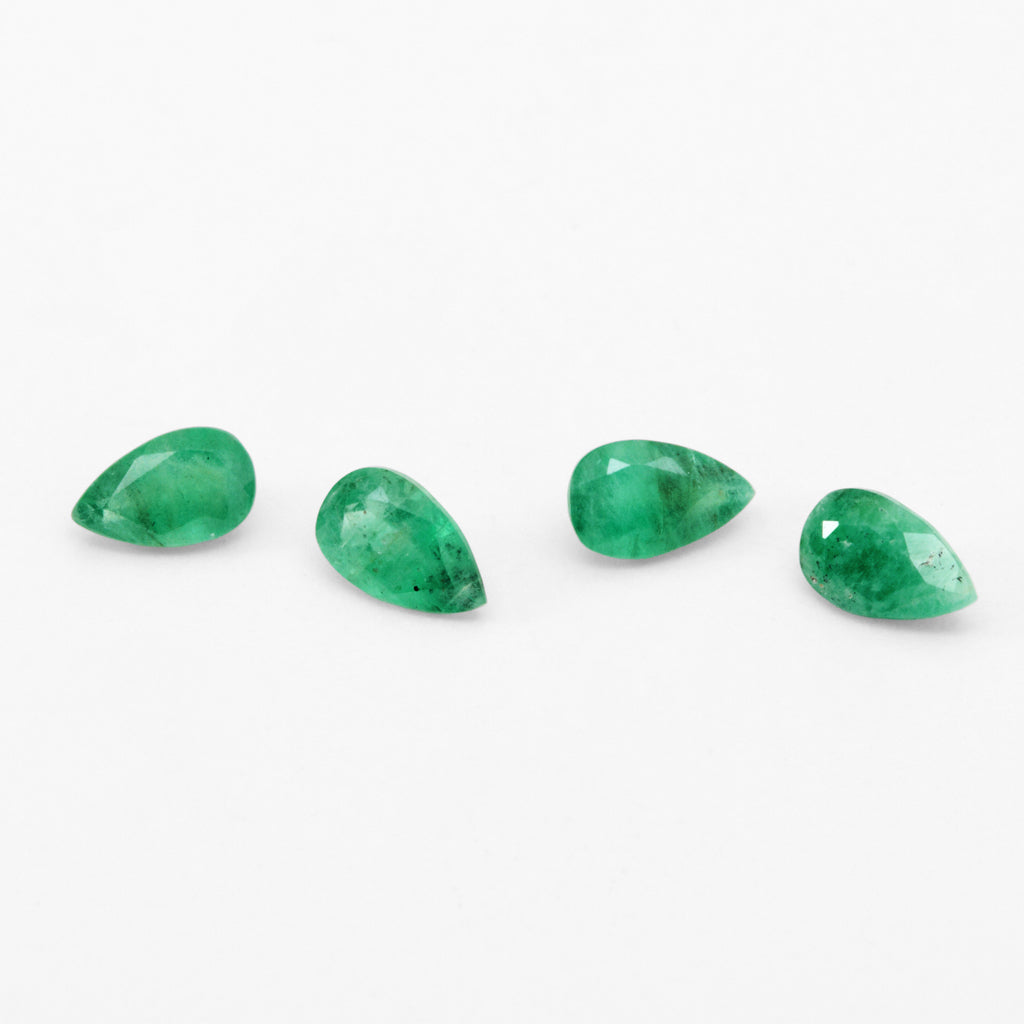 4x2.5mm A Dark Brazilian Emerald Pears