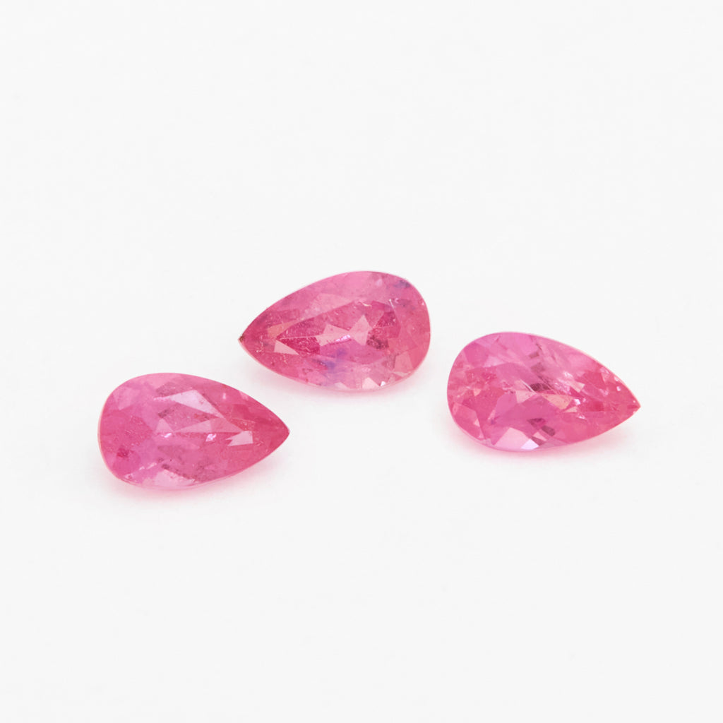 3x2 to 5x3mm Dark Pink Untreated Winza Sapphire Pears
