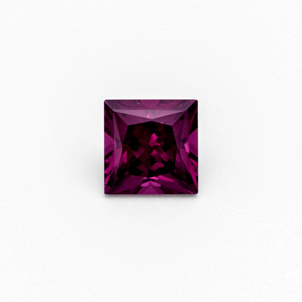 4 to 6mm Grape Garnet® Princess Cuts