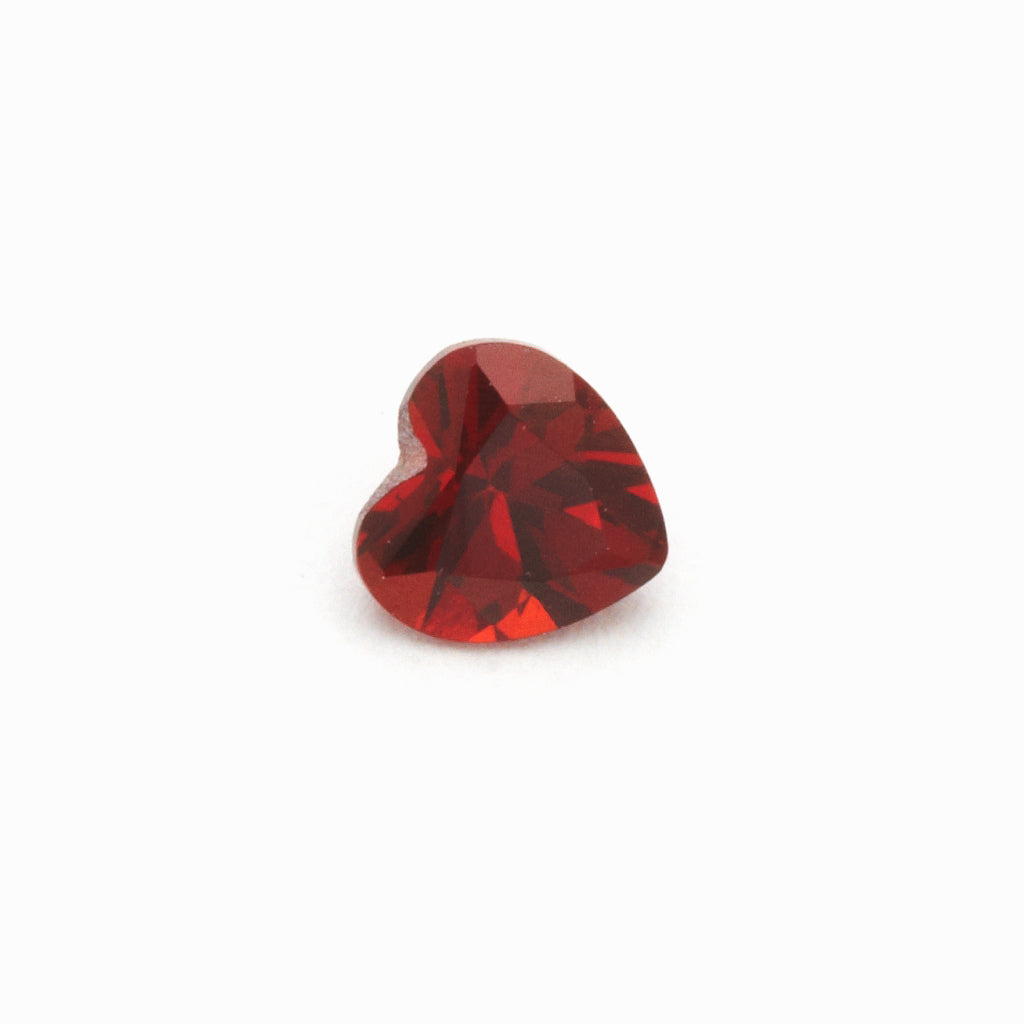 4mm Idaho Garnet Hearts