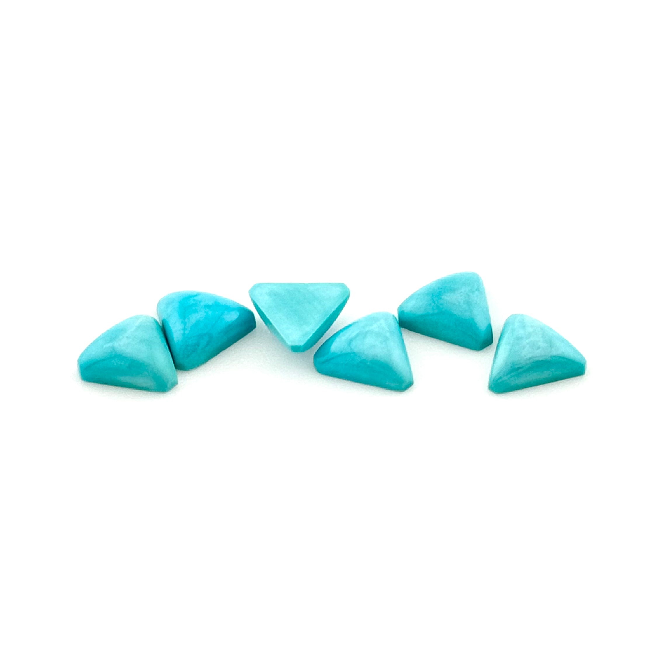4 to 6mm Arizona Turquoise Triangle Cabs