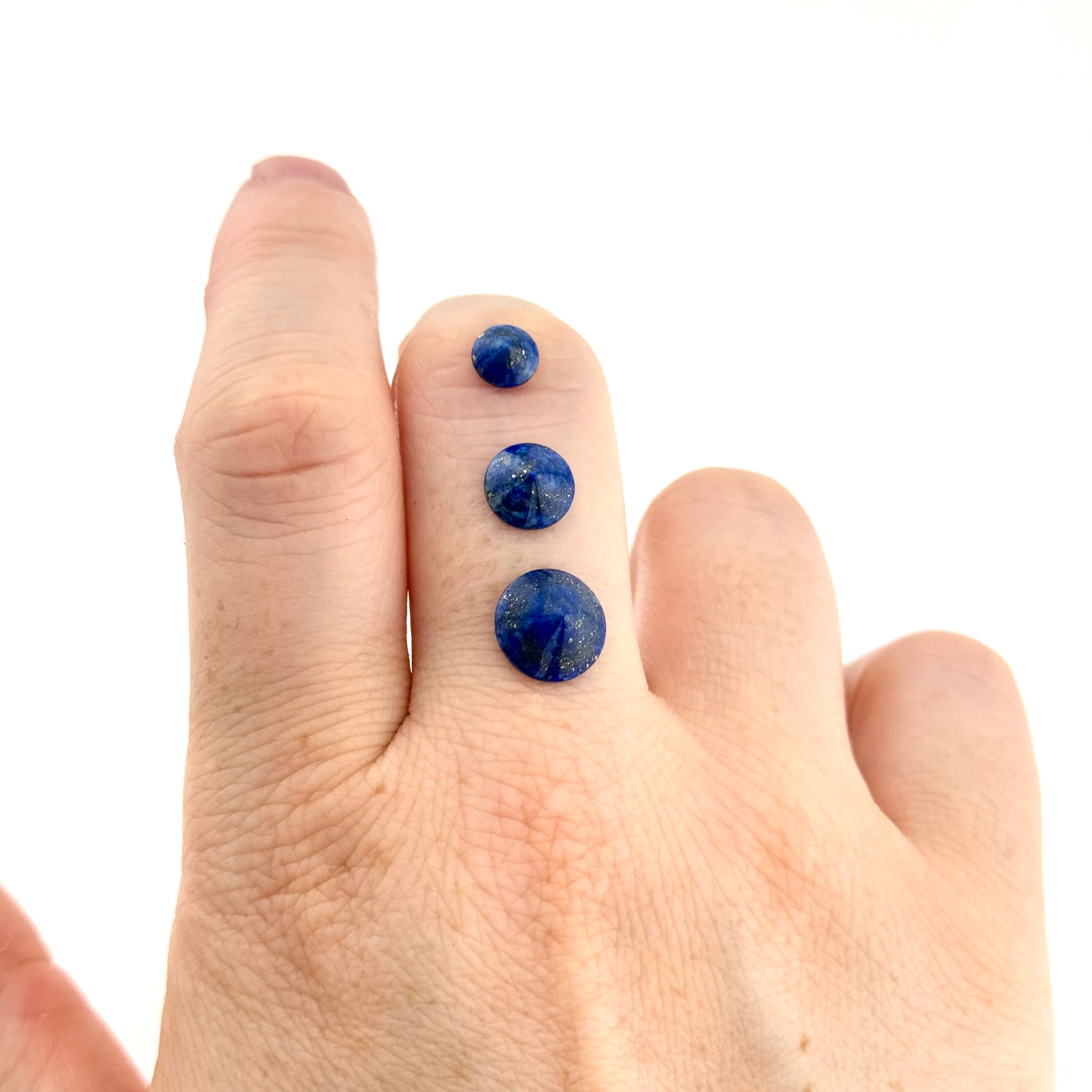 10 to 12mm Chilean Lapis Round Cone Cabs