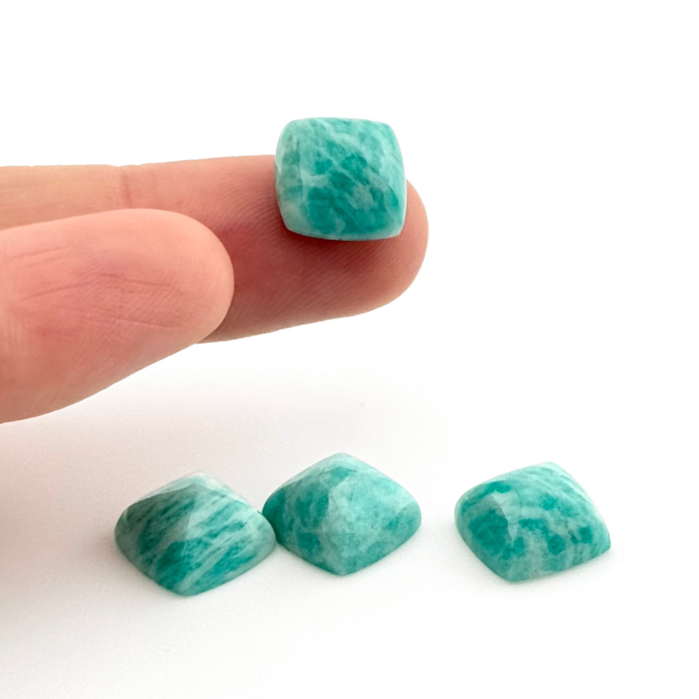 8 to 10mm Amelia Teal Amazonite™ Sugarloaf Cabs