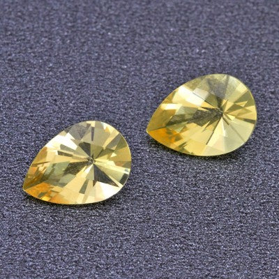 14x10mm Buff Top "S" Pattern Pear Cut Oro Verde Quartz