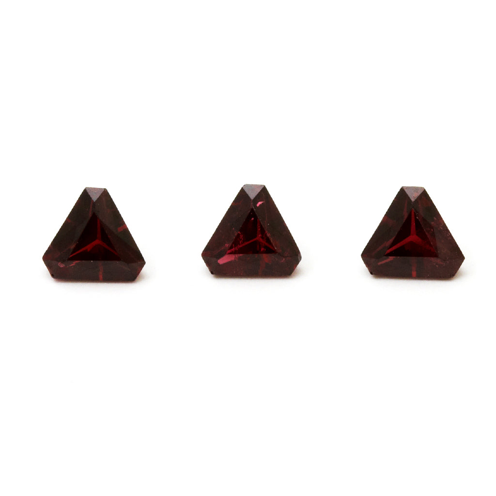 4 to 5mm Anthill Garnet Triangles