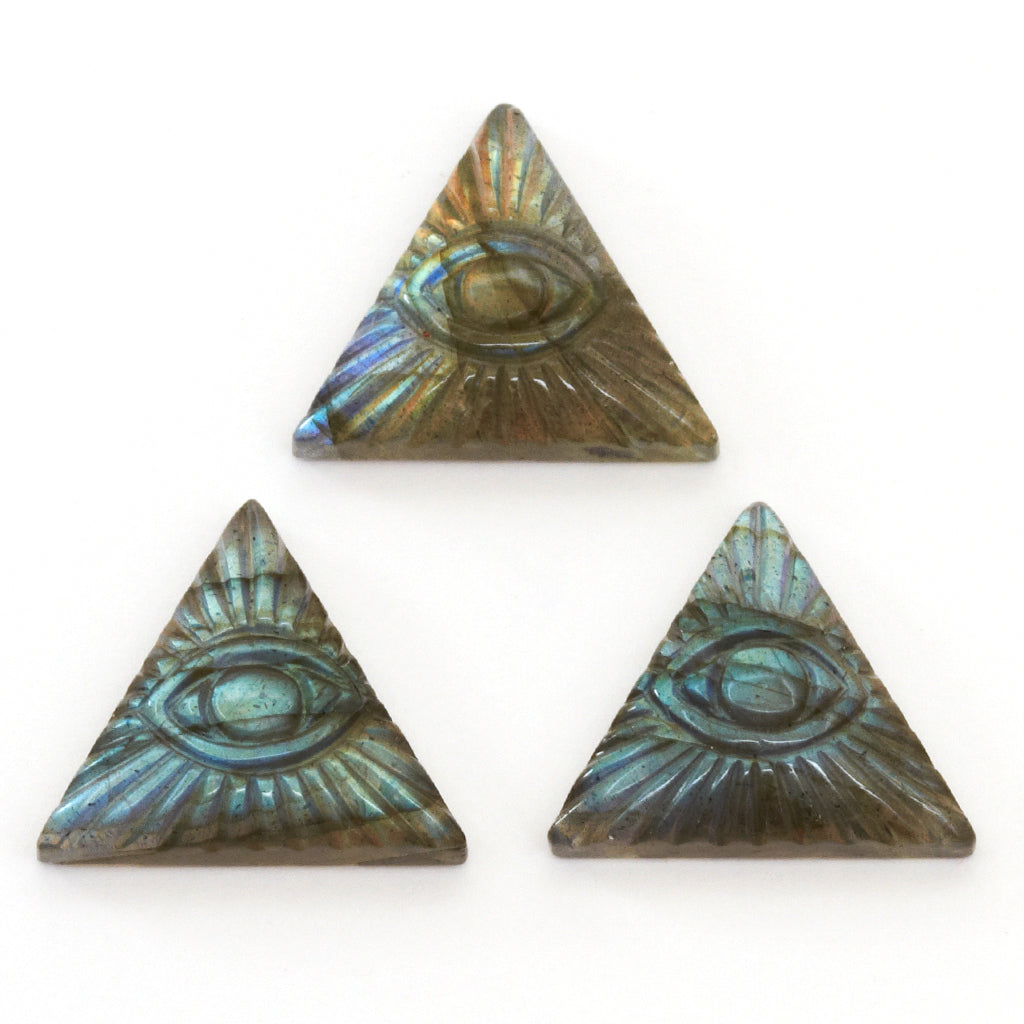 12mm Labradorite Triangle Mason Eyes