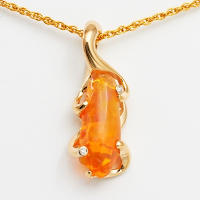 7.63ct Freeform Orange Mexican Fire Opal Pendant in 14kt Yellow Gold
