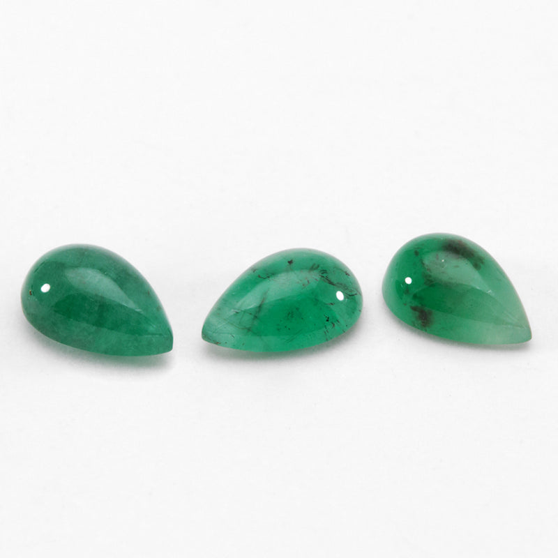 6x4mm A Dark Brazilian Emerald Pear Cabs