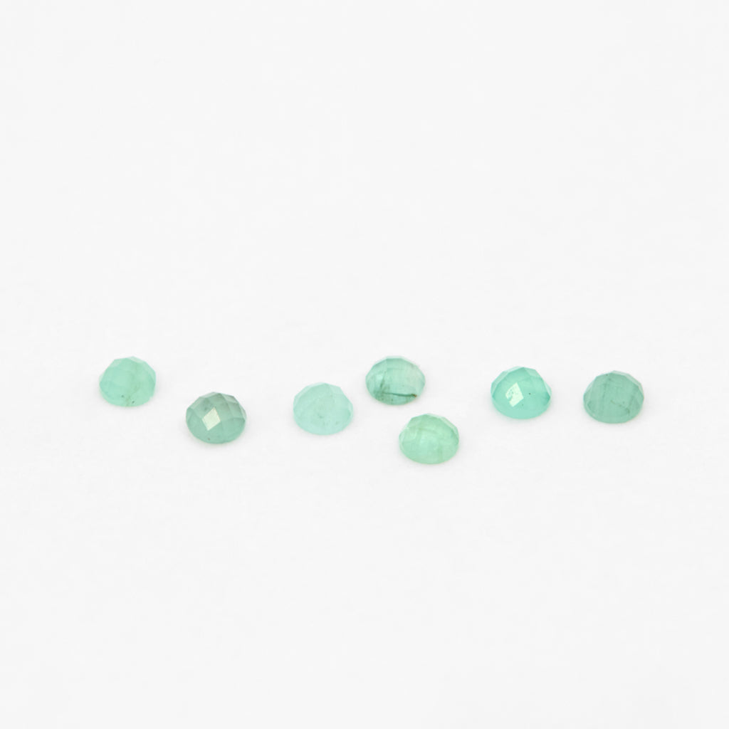 1 to 1.25mm AAA Medium Brazilian Emerald Rose Cut Rounds