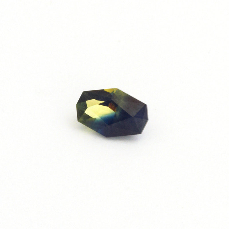 .53ct Bi-Color Australian Sapphire Woz™ Cut