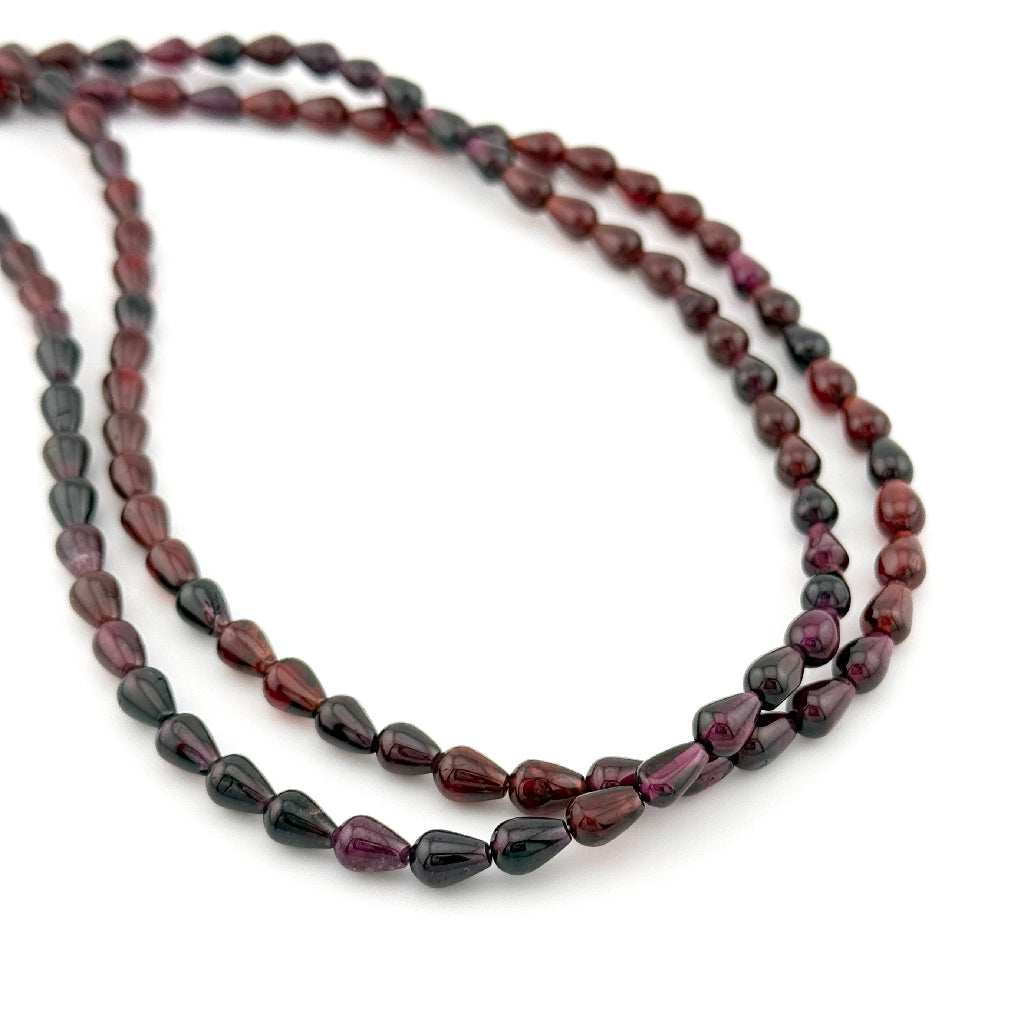 7x5mm Idaho Garnet Teardrop Bead Strands