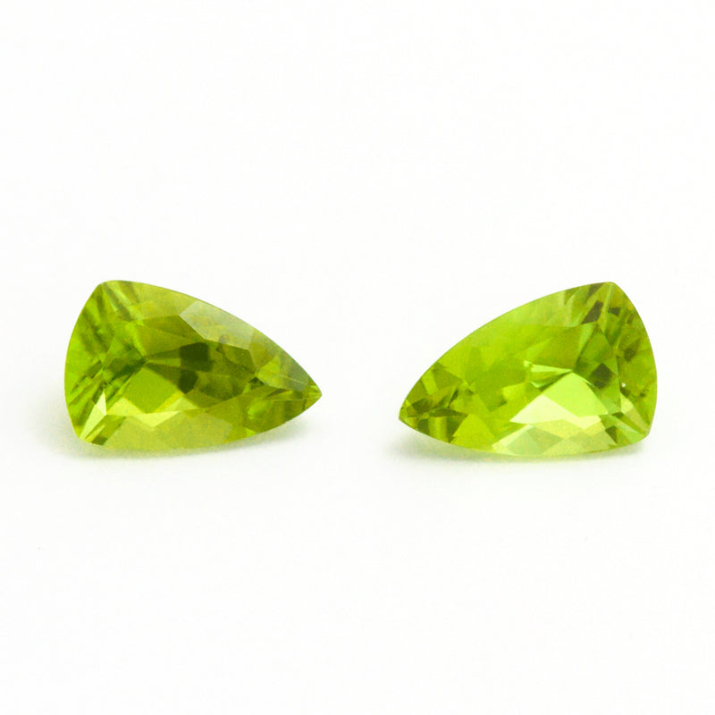 9x6mm Mesa Verde® Peridot Elongated Trillions