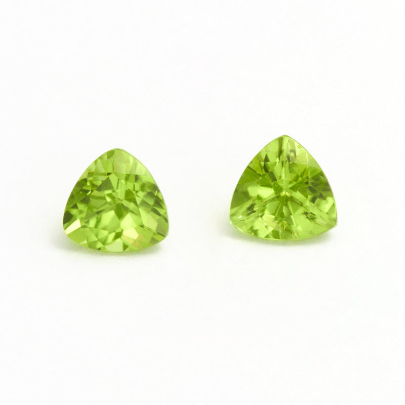 4 to 7mm Mesa Verde® Peridot Trillions