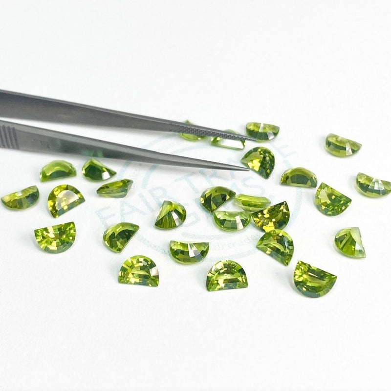 7x5mm Mesa Verde® Peridot Half Moons