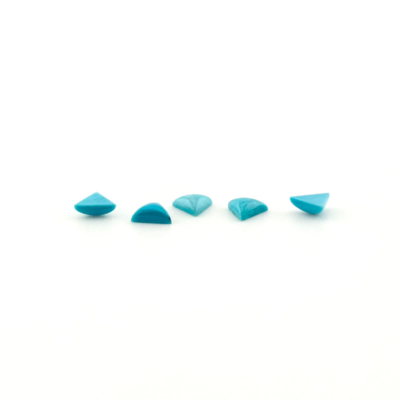 4mm Arizona Turquoise Pointed Triangle Cabs