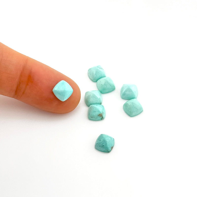 6 to 10mm Mexican Turquoise Sugarloaf Cabs