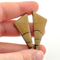 40x15mm Oregon Golden Desert Jasper Triangle Cabs
