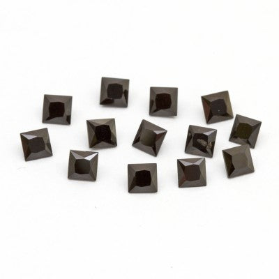 3.5mm Princess Cut Black Spinel Melee