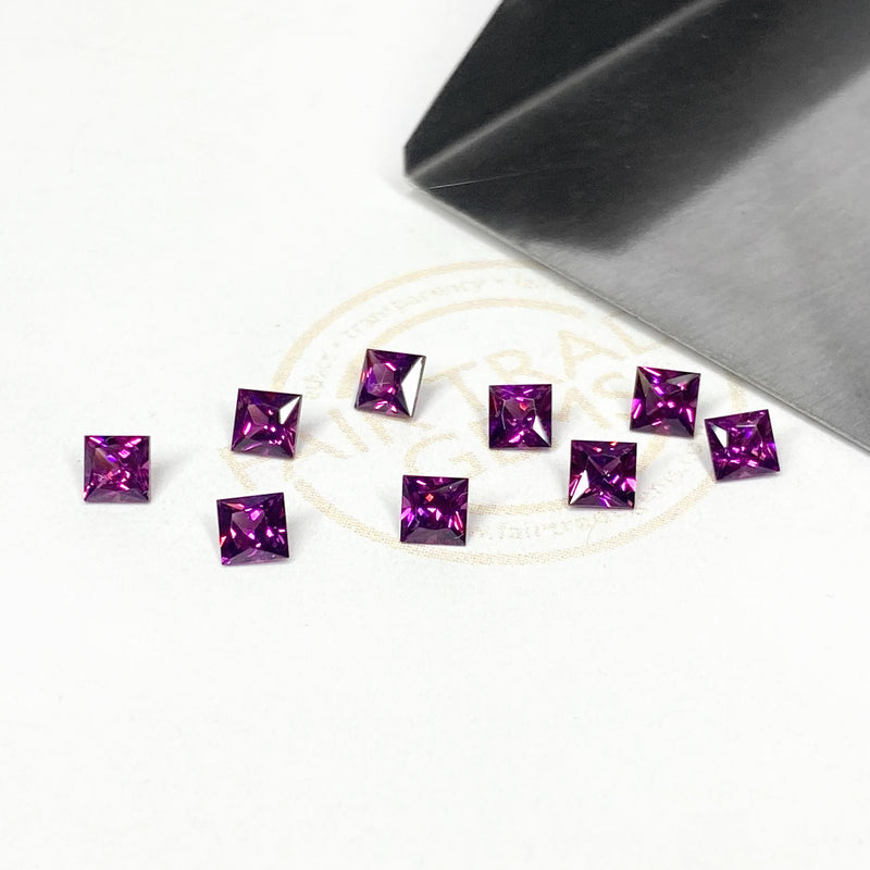 2.5 to 3.5mm Grape Garnet® Princess Cuts