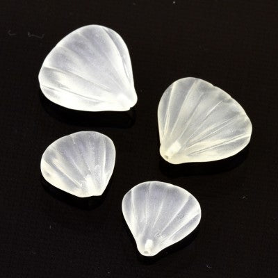 Full-Drill Small Cockel Shell Carving in White Quartz