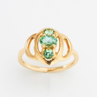 6x4mm Oval Green Tourmaline North South Three Stone Ring in 14kt Yellow Gold