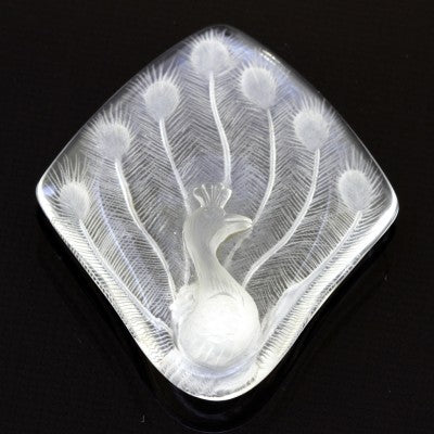 36mm x 31mm Free Form White Quartz Peacock Carving