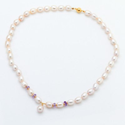18 Inch 7.5mm Oval Pearl & Amethyst Strand with Drop & 14kt Gold Clasp